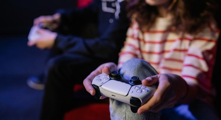 6 Ways Gaming Can Prepare You for Your First Job