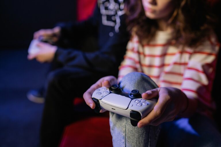 6 Ways Gaming Can Prepare You for Your First Job